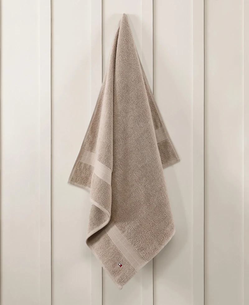 Tommy Hilfiger Home Modern American Solid Cotton Bath Towel, 30" x 54"