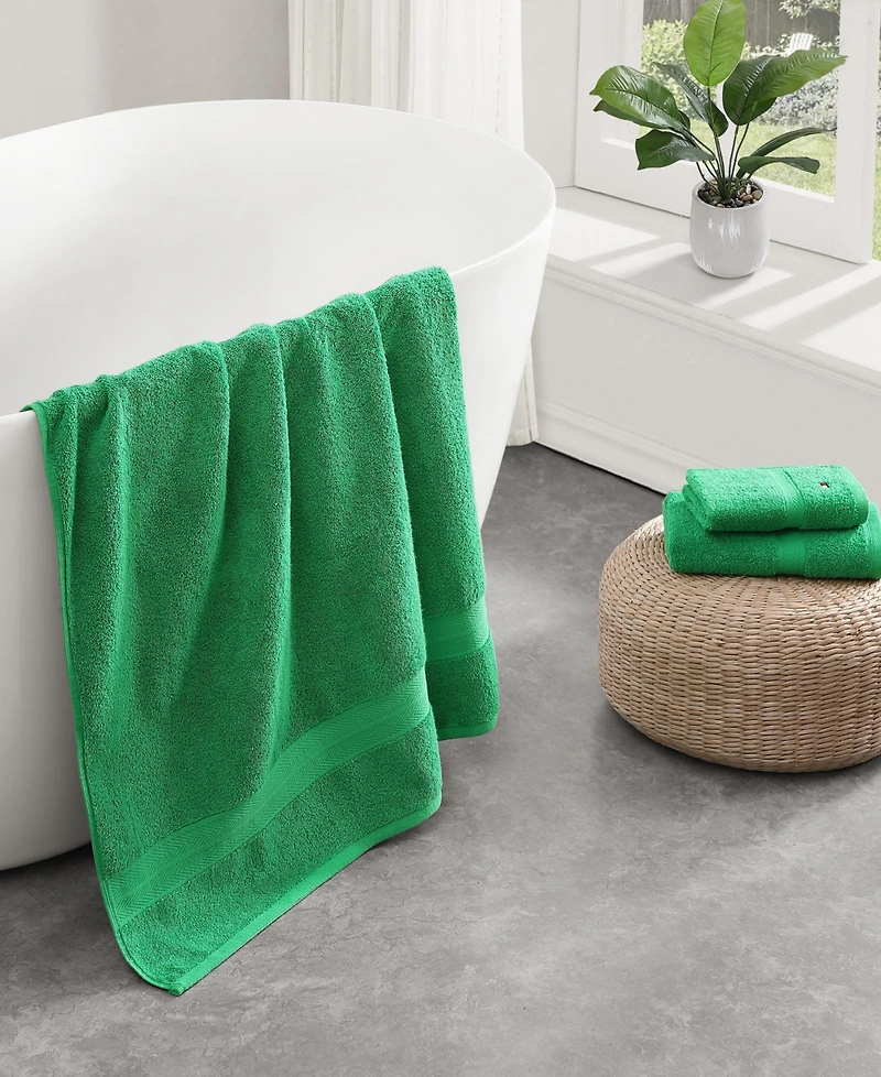 Tommy Hilfiger Home Modern American Solid Cotton Bath Towel, 30" x 54"