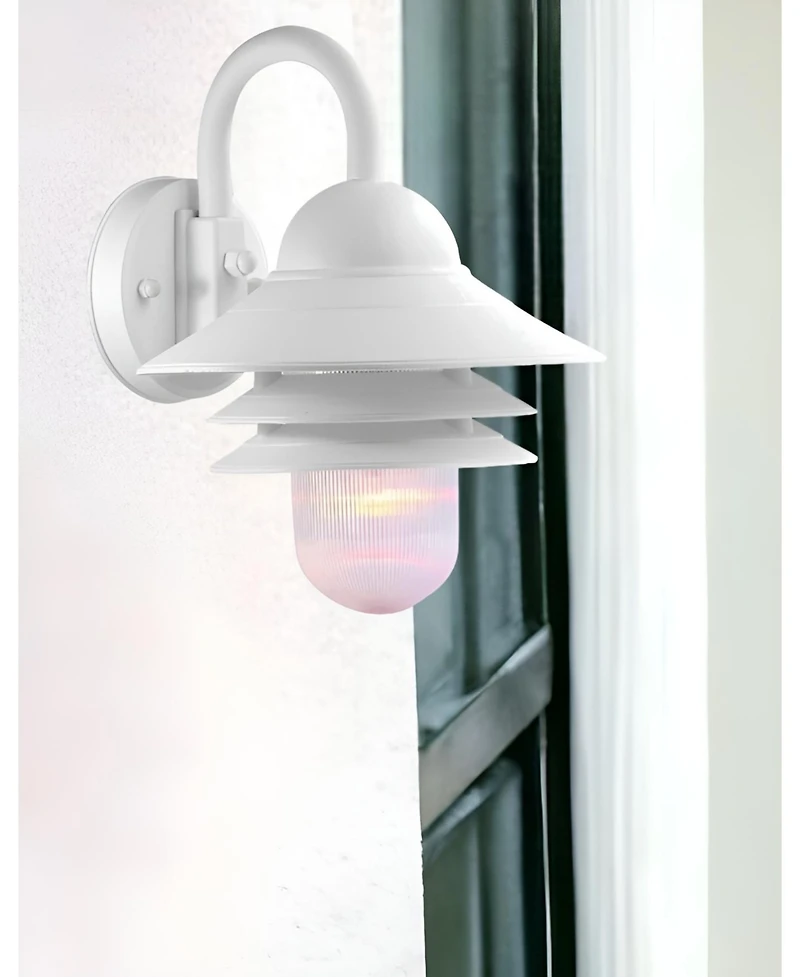 Outdoor Wall Light with Three-Tier Lamp Shade – Stylish Lighting for Exterior Spaces