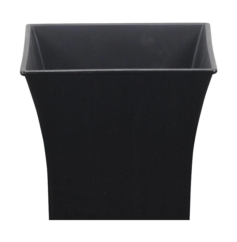 Square Plastic Planter Pot – Durable Indoor/Outdoor Flower for Garden, Patio, or Balcony Use