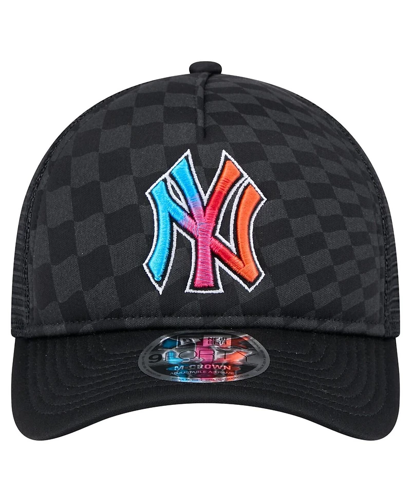New Era Men's Black New York Yankees Gradient 9FORTY A-Frame M-Crown Trucker Adjustable Hat