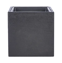 Larlen Planter
