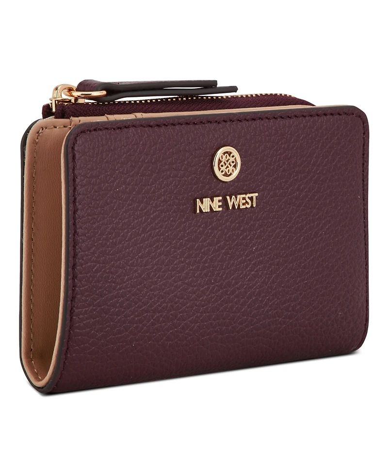 Nine West Lockup 9S Zip Around Card Case
