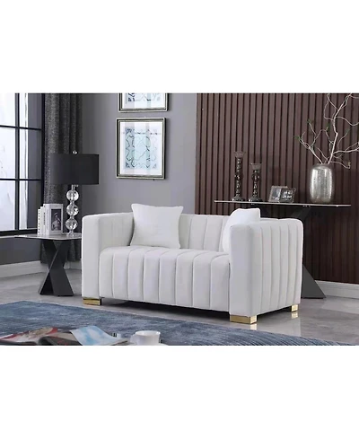 Streamdale White Chesterfield Sofa