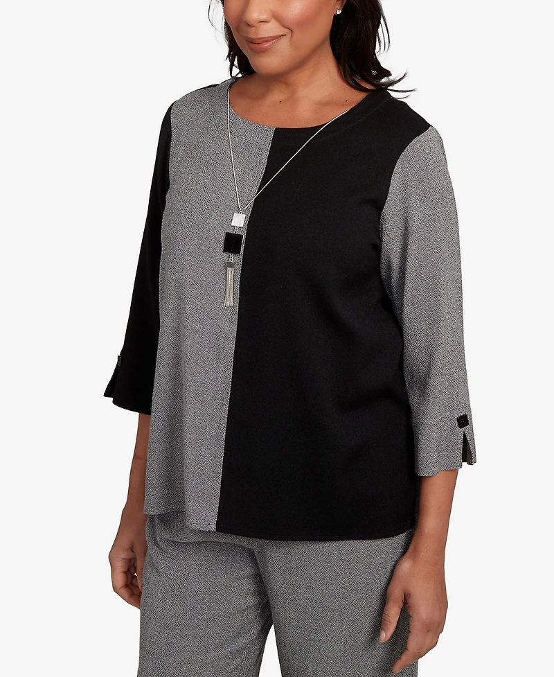 Alfred Dunner Petite Santa Barbara Center Sliced Crew Neck Top with Necklace