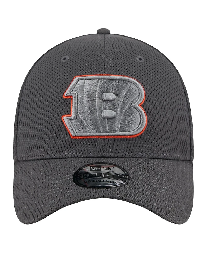 New Era Men's Graphite Cincinnati Bengals Main 39THIRTY Flex Hat