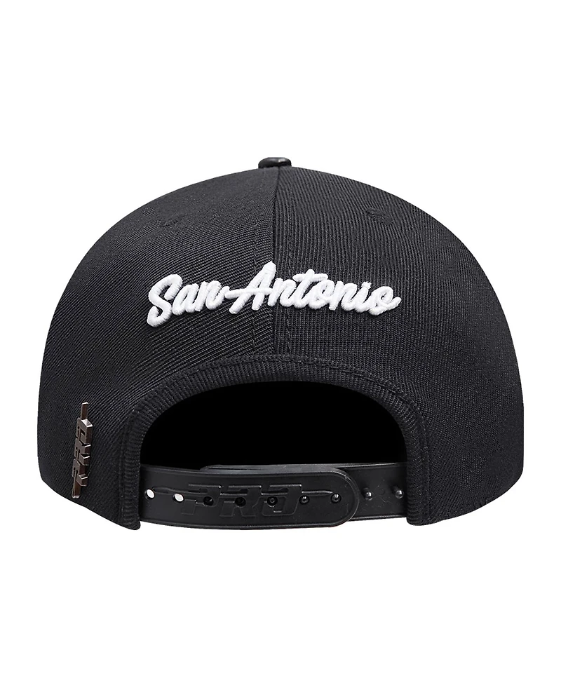 Pro Standard Men's Black San Antonio Spurs Paint the City Pinch Front Snapback Hat