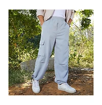 Campus Sutra Men's Cloud Grey Solid Parachute Cargo Pants