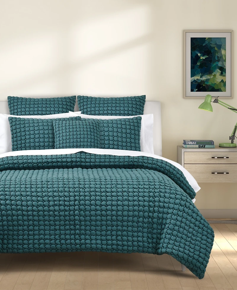 J by Queen Bold Cloud Puff Quilted Sham, European