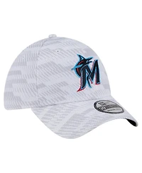 New Era Men's White Miami Marlins Graded 39THIRTY Flex Hat