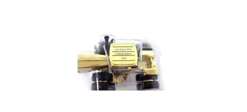 1/16 John Deere 9620 w Duals & 1/64 Gold John Deere 9620 Ertl Tractors ZFN15676A