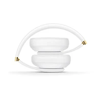 Beats Studio 3 Wireless Over-Ear Noise Cancelling Headphones with Usb C Wall Adapter Charger - Matte White - MX3Y2LL/A
