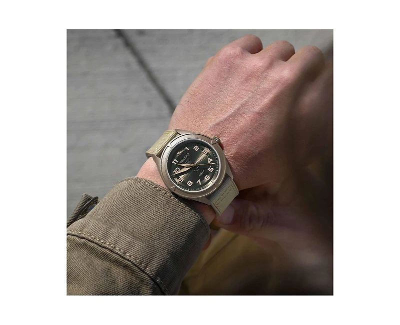 Vincero The Stratos – Men's Solar Titanium Watch 43mm