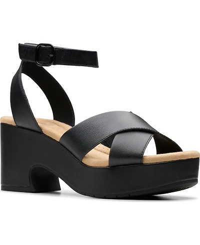 Clarks Collection Women's Nerisa Wedge Sandals