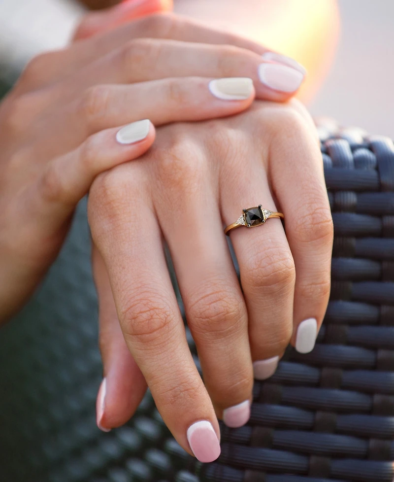Black Diamond Oval Engagement Ring (1 ct. t.w.) 14k Gold