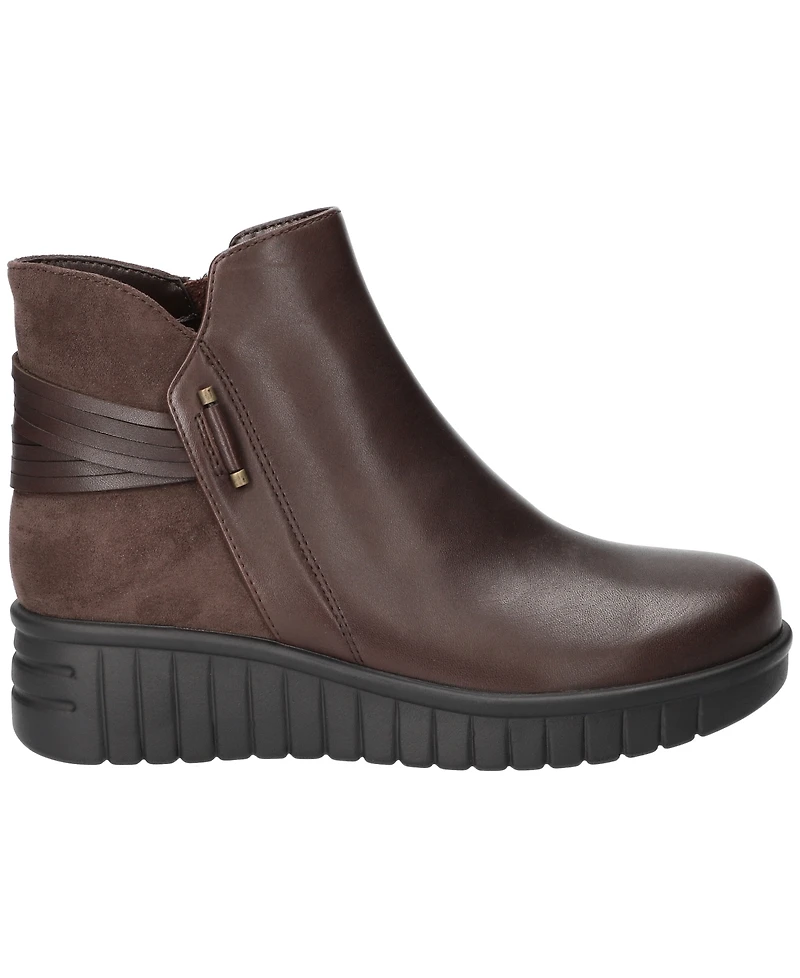 Bella Vita Women's Sueann Round Toe Ankle Booties