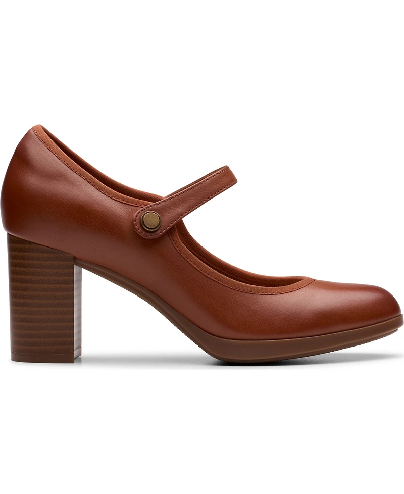 Clarks Women's Bayla Lily Riptape Dress Pumps