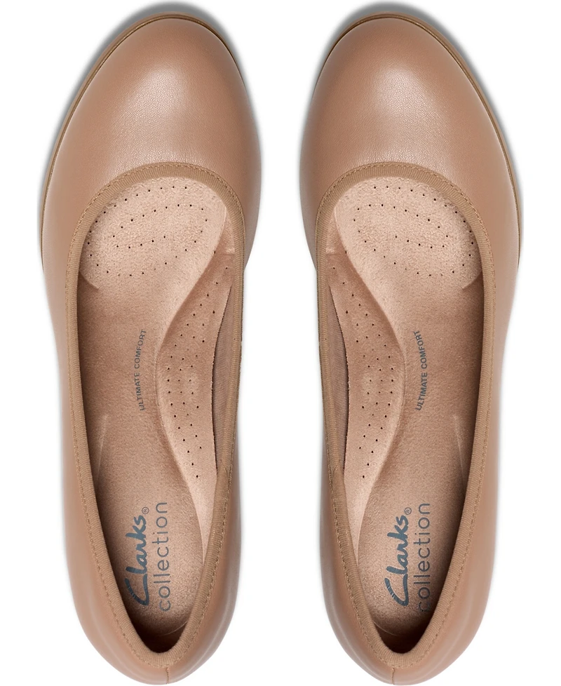 Clarks Women's Bayla Carly Slip-On Pumps