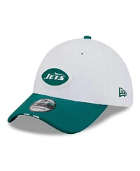 New Era Men's White/Green York Jets 2025 Nfl Training Camp 39THIRTY Flex Hat