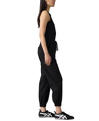Levi's Women's Mid-Rise Essential Joggers
