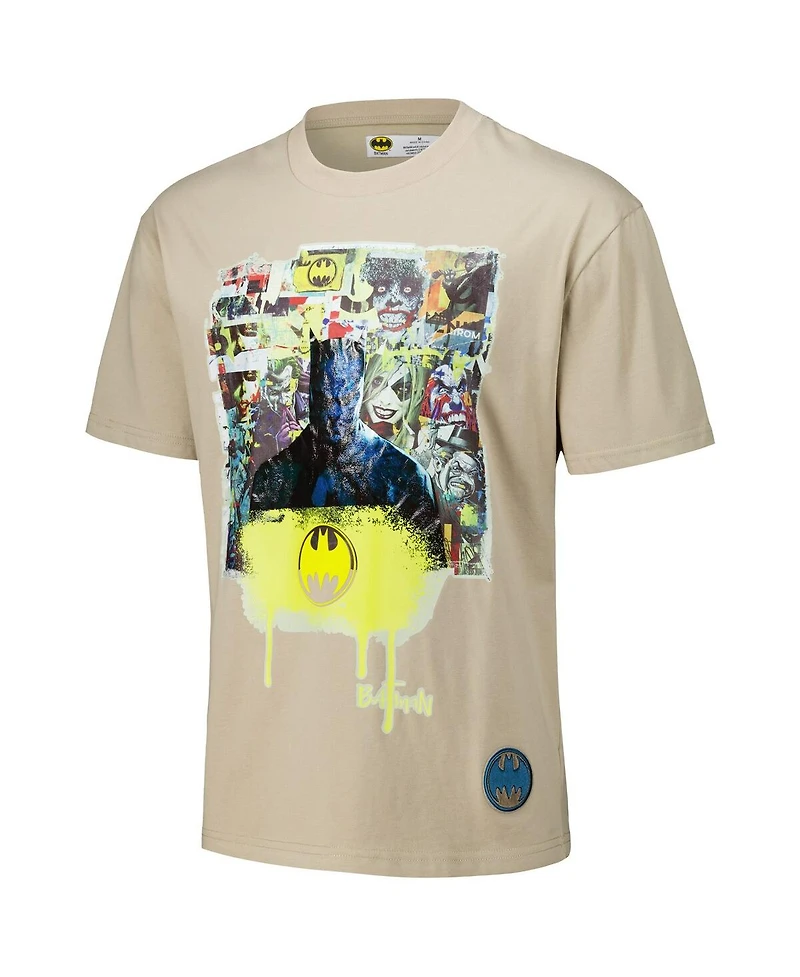 Freeze Max Men's Tan Batman Comics Spray Paint Loose Fit T-Shirt