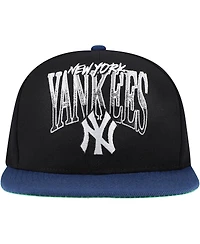 Mitchell & Ness Men's Black New York Yankees Rise Up Snapback Hat