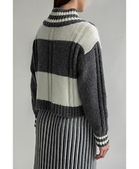 Sskein Women's Checkered V-Neck Sweater