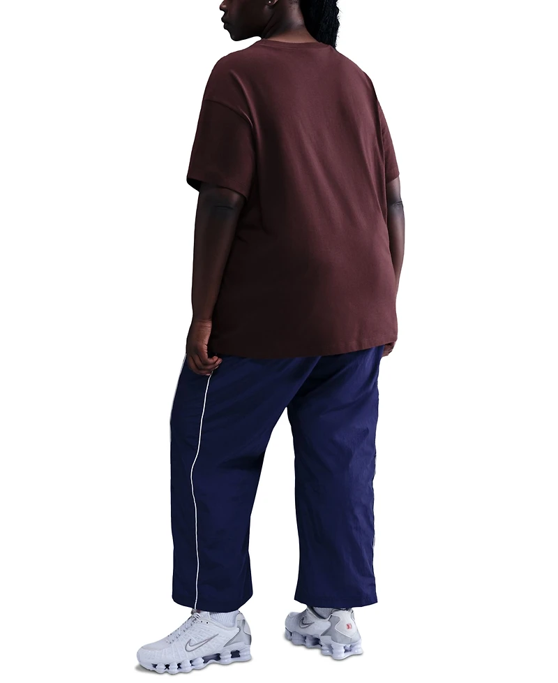 Nike Plus Active Sportswear Essential Women's Logo T-Shirt