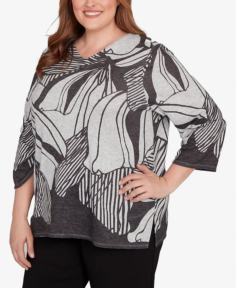 Alfred Dunner Plus Classic Abstract Floral Stripe V-Neck Top