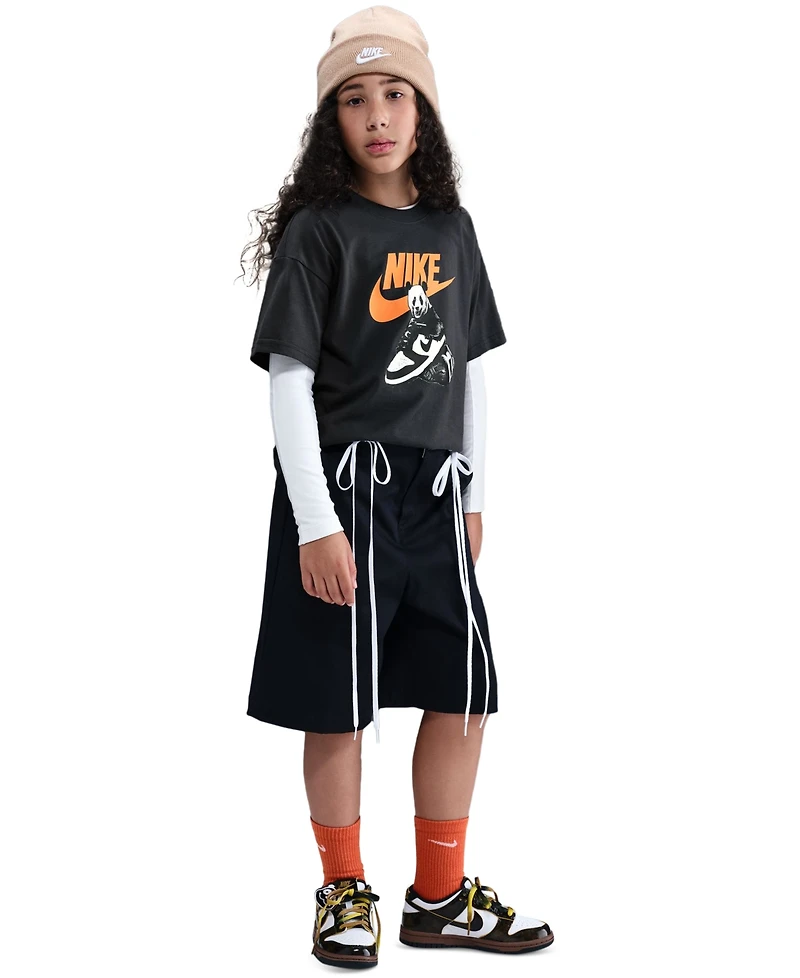 Nike Big Kids Sportswear Logo Graphic T-Shirt