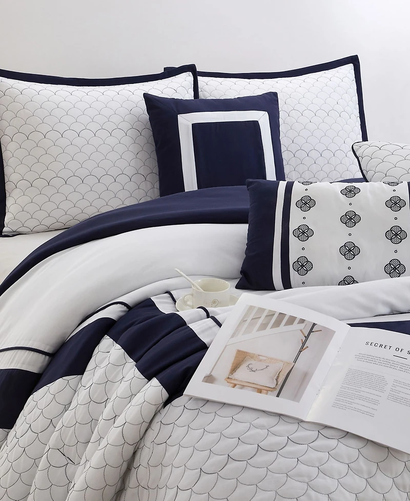 Stratford Park Navina Geometric 7-Pc. Comforter Set, California King