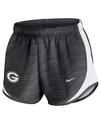 Nike Women's Anthracite Green Bay Packers Tempo Performance Shorts
