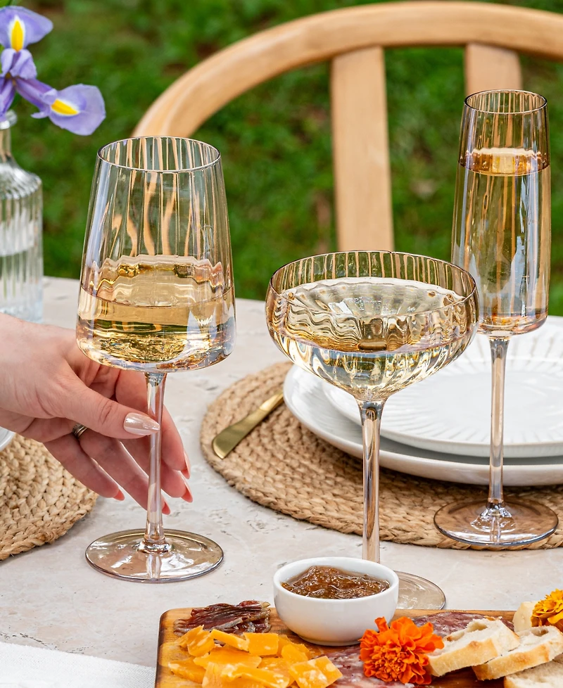 Qualia Glass Modern Ap Wine Glasses, Set of 4