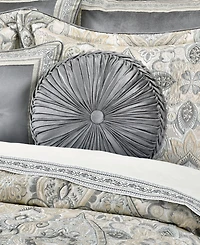J Queen New York Annabelle Tufted Round Decorative Pillow, 15" x 15"