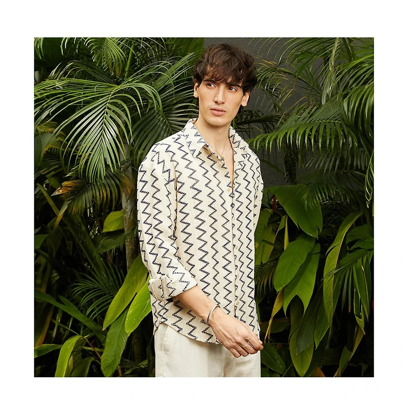 Campus Sutra Men's Cream White Zig-Zag Knit Shirt