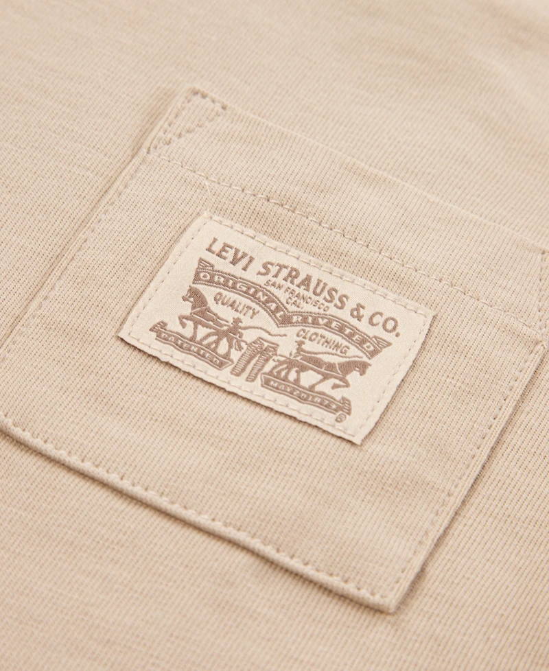 Levi's Big Boys Curved Hem Patch Pocket T-Shirt