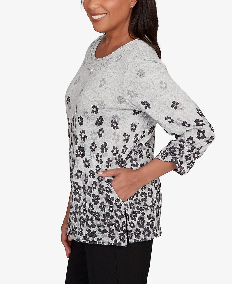 Alfred Dunner Women's Classic Floral Border Gathered Sleeve Top