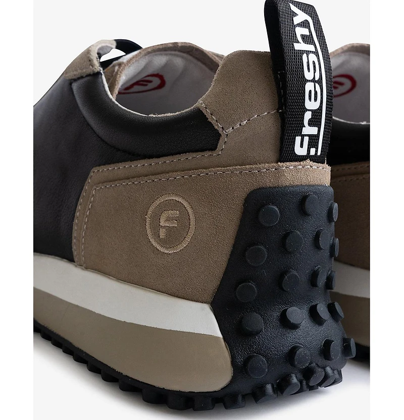 Freshy World Men's Smoove Trainer Fresh Sneaker