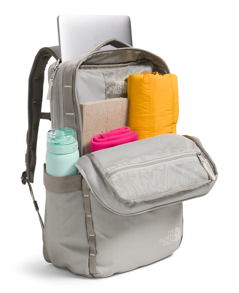 The North Face Men's Base Camp Voyager Daypack Bag