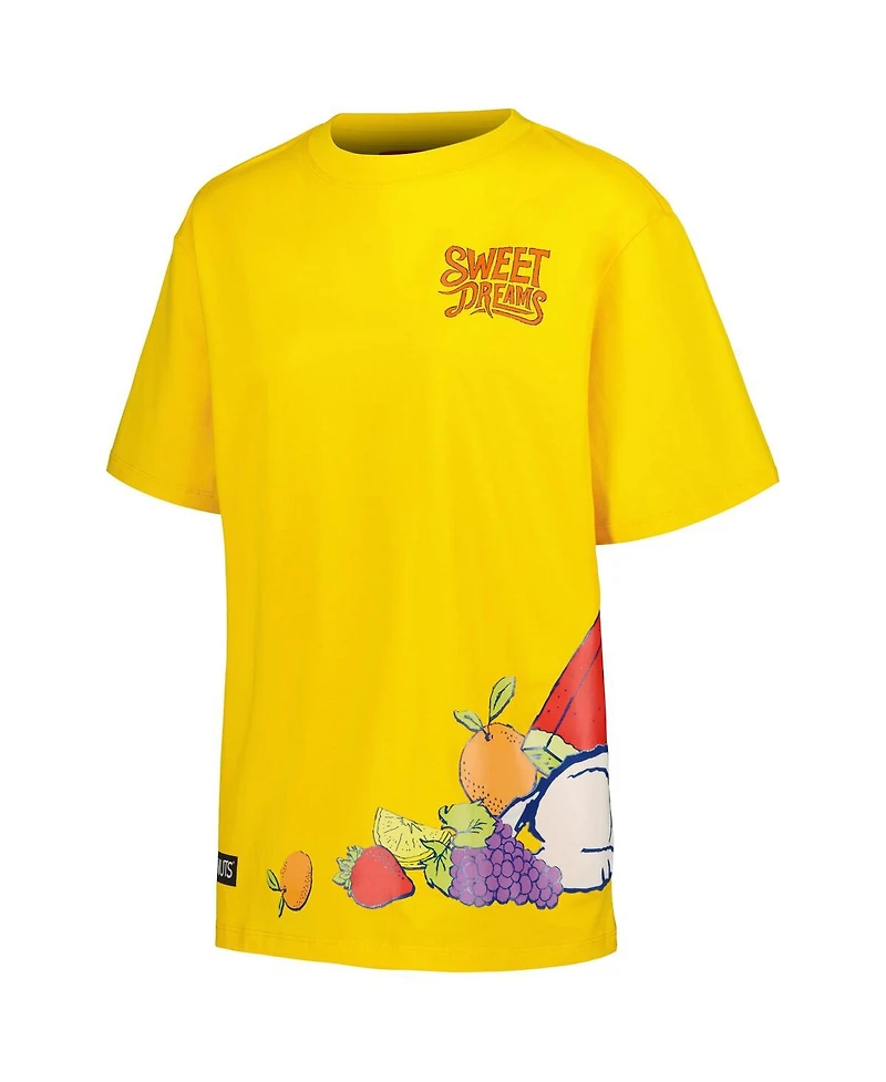 Freeze Max Women's Snoopy Yellow Peanuts Sweet Dreams Boyfriend T-Shirt