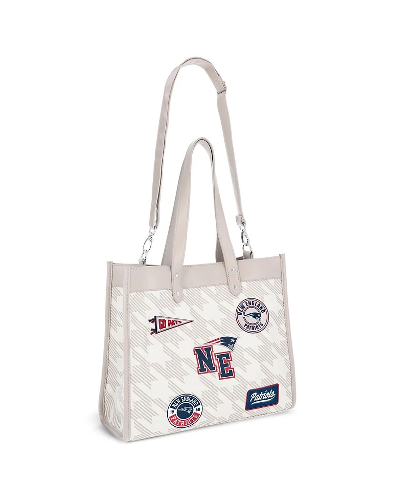 Wear by Erin Andrews New England Patriots Patch Printed Tote Bag