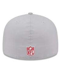 New Era Men's Tampa Bay Buccaneers 2025 Sideline 59FIFTY Fitted Hat