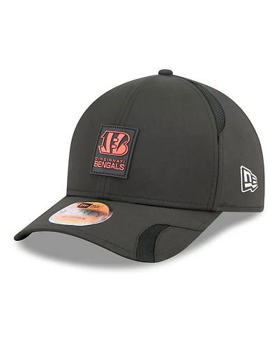 New Era Men's Cincinnati Bengals 2025 Sideline M-crown 9FORTY Adjustable Hat