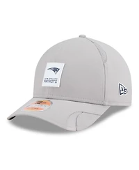 New Era Men's Gray New England Patriots 2025 Sideline M-crown 9FORTY Adjustable Hat
