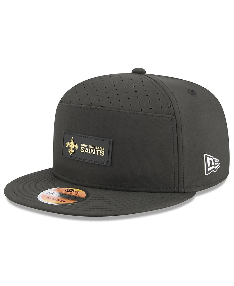 New Era Men's Black New Orleans Saints 2025 Sideline Split Panel 9FIFTY Snapback Hat