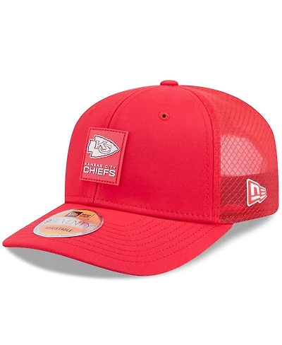 New Era Men's Red Kansas City Chiefs 2025 Sideline 9SEVENTY Trucker Adjustable Hat