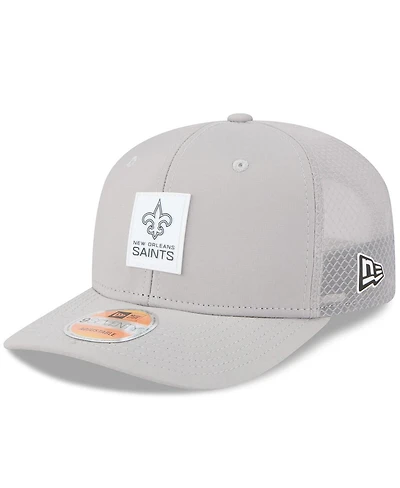 New Era Men's Gray New Orleans Saints 2025 Sideline 9SEVENTY Adjustable Trucker Hat