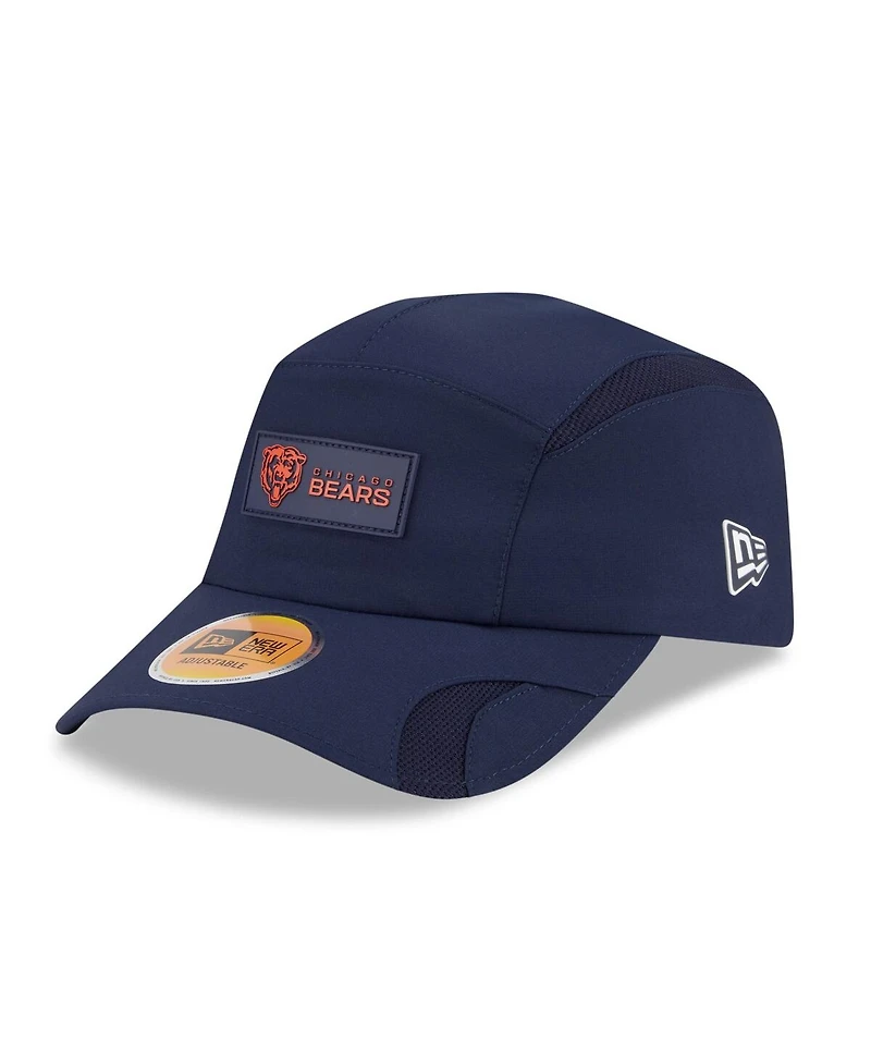 New Era Men's Navy Chicago Bears 2025 Sideline Runner Adjustable Hat