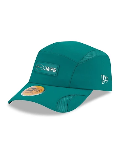 New Era Men's Green New York Jets 2025 Sideline Runner Adjustable Hat