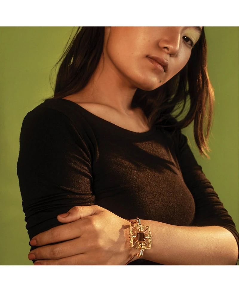 Dhwani Bansal Mori Single Band